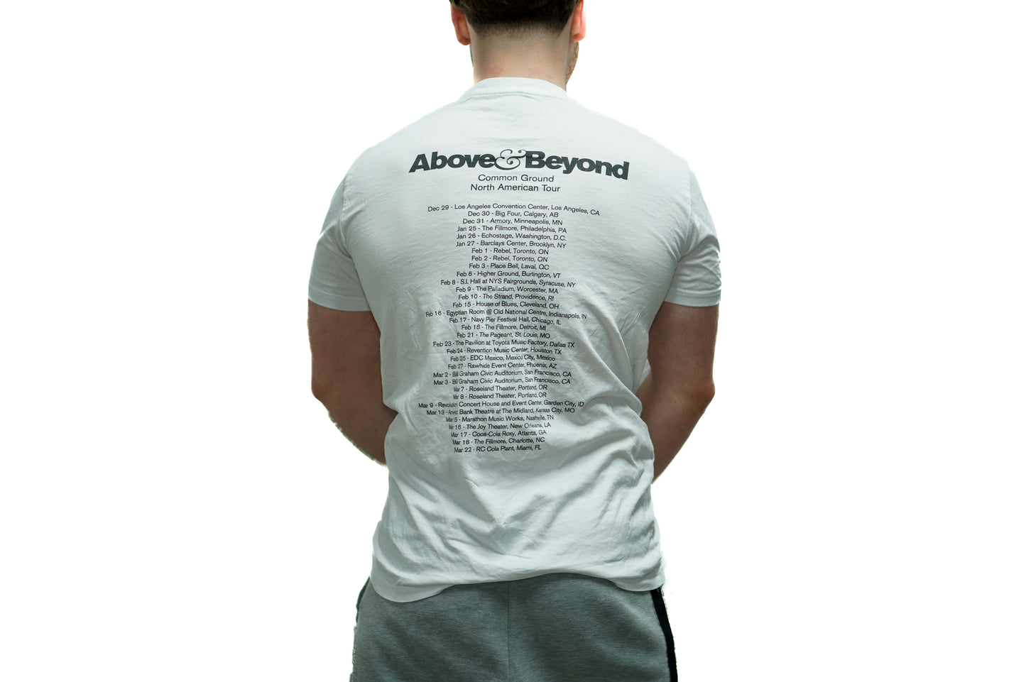 COMMON GROUND TOP