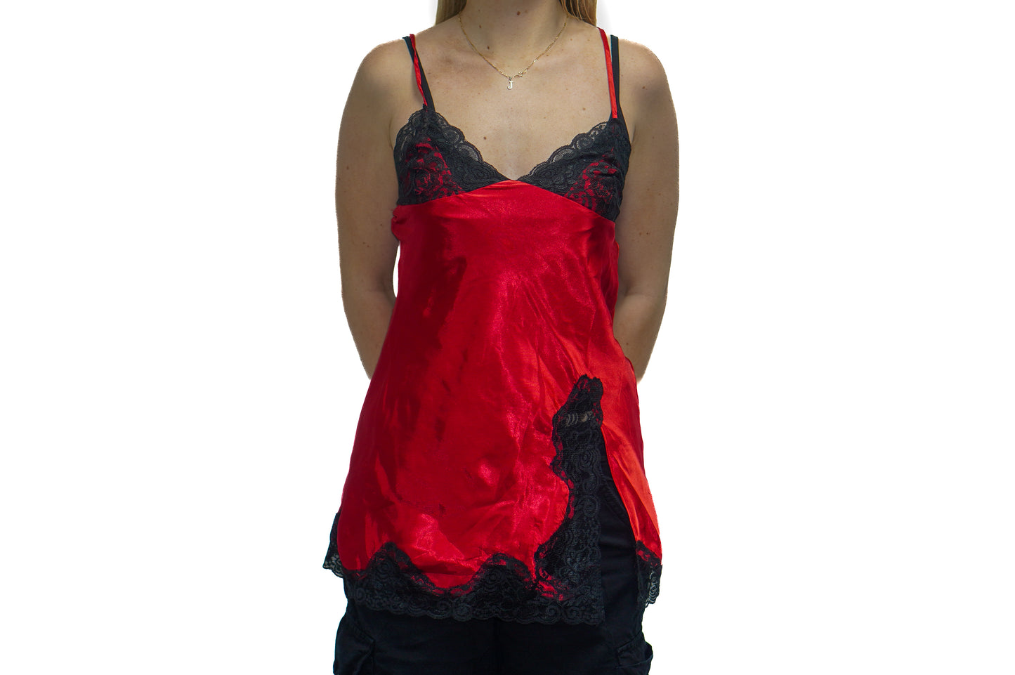 RED LACE CAMI