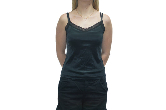 BLACK LACE V-LINE CAMI