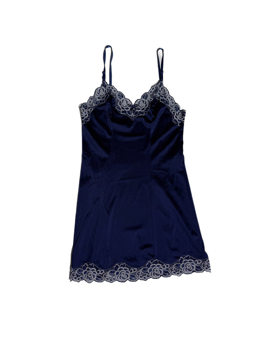 BLUE AND WHITE ROSE CAMI